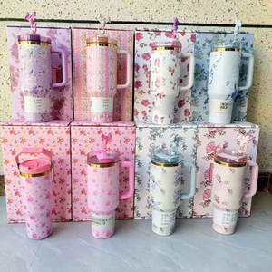 Commercio all'ingrosso Stan 40OZ con manico tazza con scatola regalo sottovuoto isolato bottiglia di acqua incisa paglia all'aperto tazza per auto Tumbler - Product Image 1