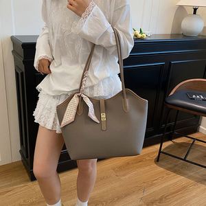 Sacs à main tendance pour femmes, grande capacité, en cuir PU, pour les sorties, le shopping et le quotidien - Product Image 4