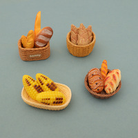 Miniature de maison de poupée : Panier à pain en bambou, panier de rangement pour cuisine miniature, accessoires de scène en résine