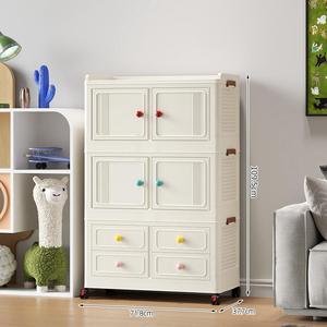Organizador de ropa de plástico multiusos Ideal para ropa y pañales de niños - Product Image 6