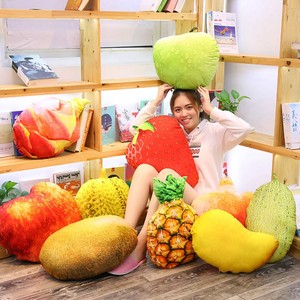 Cuscino Decorativo 3D a Forma di Frutta e Verdura, Peluche Creativo e Carino, Imbottitura in Cotone PP, Regalo di Compleanno Divertente e Originale per Ragazze e Ragazzi - Product Image 2