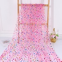 Tissu en filet 100 % polyester rose 25 g/m² respirant et léger de 1 mm pour robes de soirée et robes à paillettes, tissu en tulle, tissu en dentelle