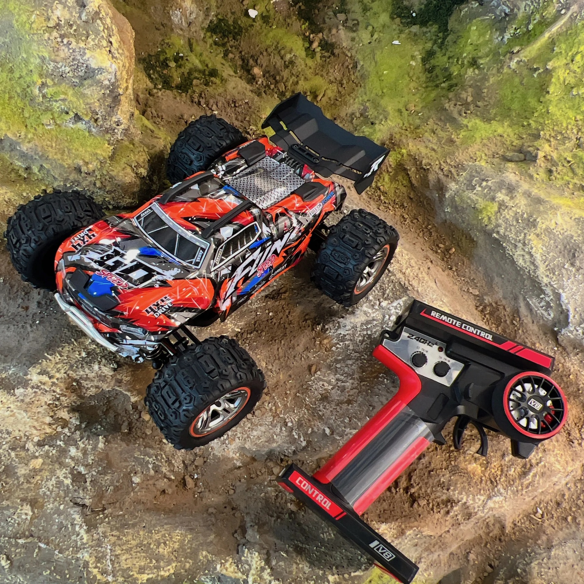 新型 WLTOYS 184008 RCカー 4WD プロ仕様 モンスタートラック 1/18