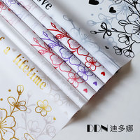 Papier d'emballage jetable en gros, motif 'Mon voisin Totoro' fleurs de cerisier, enduit de PE, imperméable, pour emballage de bouquets