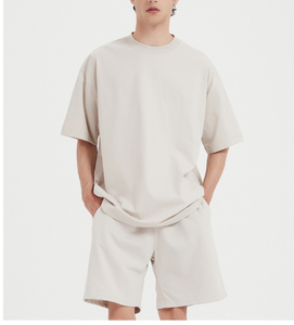 Conjuntos Cortos de Verano Personalizados para Hombre, Conjunto Corto Gráfico para Hombre, Conjunto de 2 Piezas con Logotipo, Conjunto de Pantalones Cortos y Camiseta para Hombre - Product Image 4