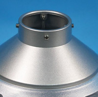 Lampadaires solaires LED UFO, éclairage à 360°, indice de protection IP65, alliage d'aluminium, télécommande