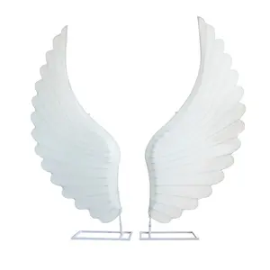Grande taille chaude multi couleurs mariage scène passerelle ailes d'ange LED lumière toile de fond