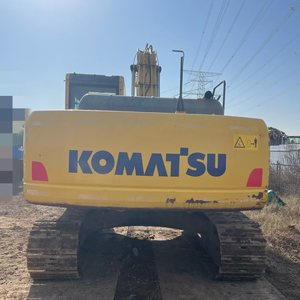 Well-maintained Used Komatsu PC200/PC220 Excavator Original Japanese 2015 <b>Model</b> 22 Ton Operating Weight <b>Engine</b> Included - Product Image 3