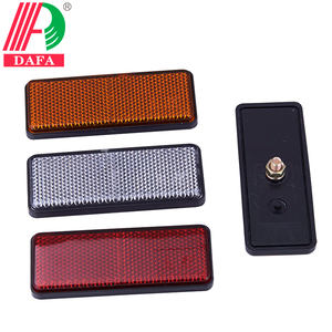 Réflecteur arrière rectangulaire pour vélo homologué EMARK - Product Image 2