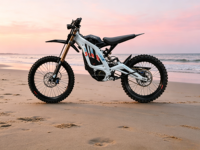Nouvelle moto électrique tout-terrain Surron Light Bee X 10KW 2026, légère (130 lb)
