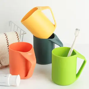 Factory Wholesale Plastic Water Cup Mouthwash Cup Portable Water Cup For Domestic Quarters