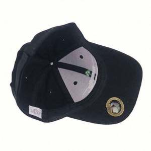 Gorra de Béisbol Personalizada de Algodón Lavado, Diseño Estructurado de 6 Paneles, con Abrebotellas, Unisex, para las Cuatro Estaciones - Product Image 4