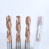 Foret hélicoïdal industriel à refroidissement interne en carbure 3D/5D/8D pour acier trempé et outils de perçage métallique