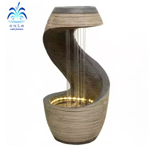 Fuente de Resina con Forma de Cabeza de León y Cascada de Roca, con Bola de Cristal Rodante y Luces LED, para Interiores, Económica y Elegante, Venta al por Mayor - Product Image 1