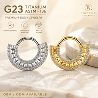 Anneau de septum articulé tendance avec zircone cubique pavée en titane ASTM F136 pour piercing hélix et daith