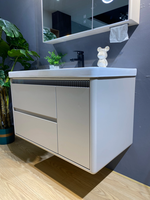 Set Meja Rias Kamar Mandi Modern Terpasang di Dinding Langsung dari Pabrik dengan Kabinet Cermin LED Pintar, Lemari Penyimpanan Warna Khaki, dan Wastafel Keramik