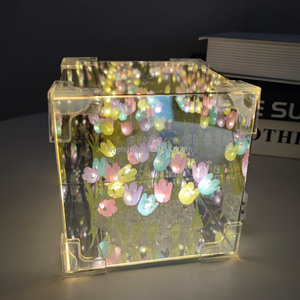 Lampada <span class=keywords><strong>a</strong></span> Specchio con Tulipani Fai-da-Te, Regalo Artigianale per San Valentino, Lampada <span class=keywords><strong>a</strong></span> Specchio Infinito con Tulipani Artificiali - Product Image 3