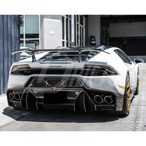 Pare-chocs arrière en fibre de carbone sèche de style VST pour Lamborghini Huracan LP580 & LP610 2014-2019 - Product Image 2