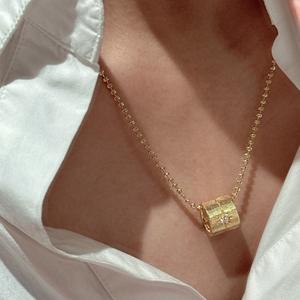 Abalorio de Plata de Ley S925 con Diseño de Estrella de Seis Puntas Estilo Antiguo, Simple y Neutral para Otoño e Invierno, Incrustaciones de 18K, Diseño de Nicho de un Solo Artículo - Product Image 2