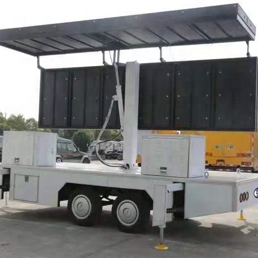 Energy Saving Advertising Mobile Trailer Led Tv Screen With Solar Panels and Battery Management