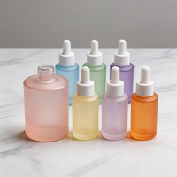 Bouteilles compte-gouttes plates en verre transparent dépoli, vides, de luxe, pour soins de la peau, huiles capillaires et huiles essentielles, 1oz 30ml 50ml, avec conception de couleur de logo personnalisée