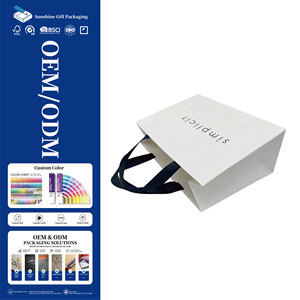 Bolsa de Papel Blanca Mate Personalizada con Logotipo para Empaque de Compras de Marcas de Belleza, Cosméticos y Cuidado de la Piel de Lujo - Product Image 1