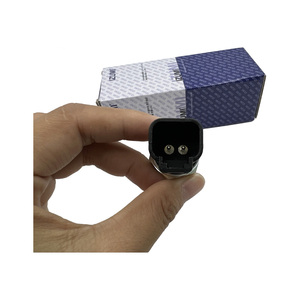 Izumi không rõ Cảm biến áp suất dầu 701/80479 cho jcb-công tắc áp suất màu đen tự động push <span class=keywords><strong>button</strong></span> - Product Image 6