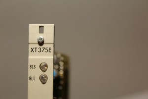 Módulo de Control XT375E HEIE 420316 R3 para PLC - Product Image 2
