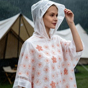Poncho de Lluvia Desechable de PE, Blanco con Estampado de Sakura Rosa, Impermeable con Capucha para Adultos, para Festivales al Aire Libre y Viajes - Product Image 5