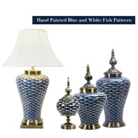 Produits phares Lampe de lecture de table orientale de luxe Lampe de table moderne en porcelaine bleue et blanche en céramique Lampe de table décorative pour la maison