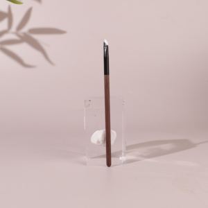 Kit de pinceaux de maquillage professionnel Yoly de 13 pièces avec poils synthétiques et manches en métal pour le visage, les yeux, le blush et le blending - Product Image 5