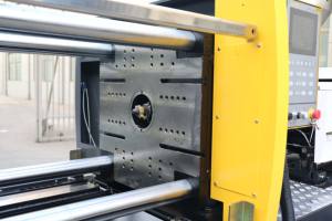 กระป๋อง PET ใสยี่ห้อ Borche สำหรับ<span class=keywords><strong>ชา</strong></span>นม เครื่องฉีดพลาสติกควา<span class=keywords><strong>ม</strong></span>เร็วสูง 270 ตัน ฝากระป๋อง PET สำหรับโซดา - Product Image 5