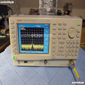Analyseur de spectre Advantest U3751 9kHz – 8GHz avec référence OCXO opt.20 - Product Image 5
