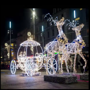 Grand renne LED extérieur avec traîneau pour la décoration de centres commerciaux, parcs et rues à Noël - Product Image 1