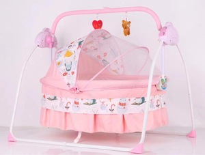 ¡Venta al por mayor! Columpio eléctrico para bebé, cama reclinable basculante infantil con función de seguridad de música electrónica para uso doméstico, venta al por mayor de 2017