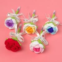 Offre Spéciale – Ornements de stylo gel en laine tricotée au crochet multicolores (fleurs de tournesol, roses, œillets) – Haute Qualité, Longue Durée, Idéal pour la remise des diplômes