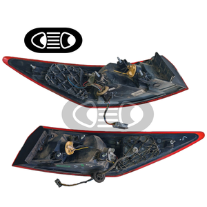 Feux arrière TUZHIHAO pour Ford Escort 2015-2020 - Utilisés, en parfait état, sans rayures, lentille rouge - Product Image 4