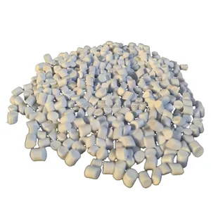 Chine Usine Vierge UPVC CPVC Composé Granules Raccord Tuyaux Matière Première pour Injection Plastique Flexible Rigide PVC