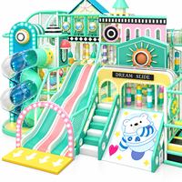 Structure de jeu intérieure personnalisée pour enfants sur le thème de l'espace : piscine à balles, toboggan, trampoline, structure d'escalade