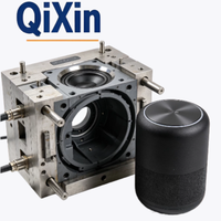 Boîtier de haut-parleur intelligent personnalisé moulé par injection |   Coque Cylindrique en PC+ABS avec Maille Acoustique, Moulage de Précision (+/-0,01 mm de Tolerance)