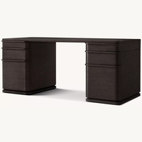 Bureau de direction élégant et moderne en chêne clair à 6 tiroirs sans poignées avec base en piédestal arrondi pour bureau à domicile, personnalisable OEM