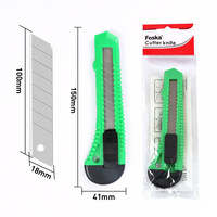 Foska vente en gros ABS manche en plastique lame en acier 18mm sécurité Art couteau rétractable couteau utilitaire Snap-off Cutter couteau pour bureau