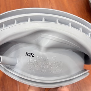 Joint de porte de machine à laver 361127 5500000266 Pièce en caoutchouc EPDM pour lave-linge - Product Image 1