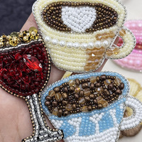 Patchs 3D cousus à la main Style purement cousu Popcorn Donuts Tasses à thé Desserts Accessoires pour vêtements Chaussures Chapeaux Perles Appliqued