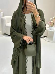 Vêtements pour femmes à la mode Robe en mousseline de soie à imprimé musulman Mode Dubaï Cardigan élégant avec foulard Ensemble deux pièces Abaya - Product Image 4