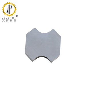 Couteaux de rabotage <span class=keywords><strong>pour</strong></span> le travail du bois en carbure de métal dur HW, profil de chanfreinage rond, <span class=keywords><strong>pour</strong></span> les machines de rabotage de chants - Product Image 4
