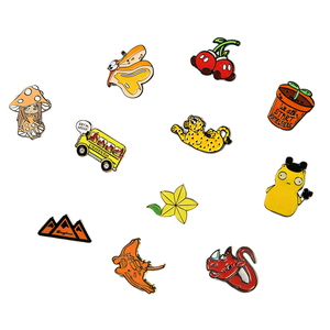 Broches de esmalte de ganso lindo y divertido, broche de metal con diseño de animal de dibujos animados, insignia creativa para solapa, regalo para niños y amigos - Product Image 1