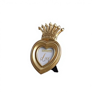 Marco de Fotos de Resina <span class=keywords><strong>4x4</strong></span>, Marco Decorativo con Corona, Regalo, Decoración de Fotos de Resina Dorada Antigua, para Múltiples Ocasiones - Product Image 3