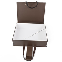 Boîte Cadeau Rigide en Papier Haut de Gamme avec Fermeture Magnétique, Doublure en Mousse, Gaufrage, Écologique, Portable, en Forme de Livre - Vente en Gros OEM Direct Usine