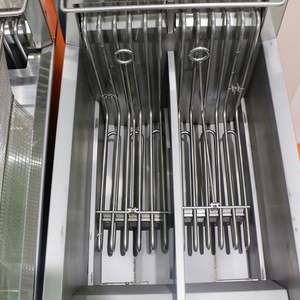 Freidora Eléctrica Comercial con Doble Tanque y Construcción de Acero Inoxidable para Uso en Cocina - Product Image 2